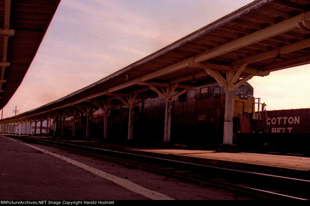 Platforms at Seaboard Station with southbound freight train rolling by